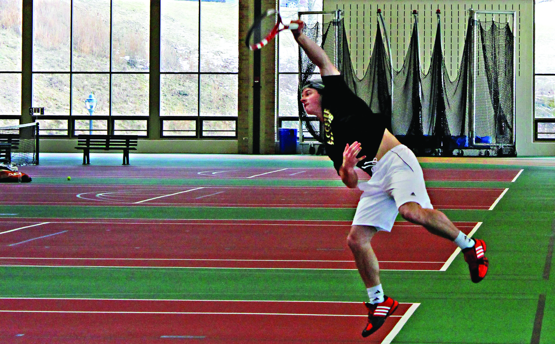 Men’s tennis team drops first two matches of 2013